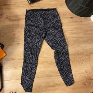 Victoria’s Secret Pink Sport Leggings Size Large